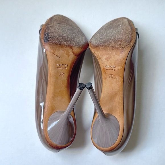 GUCCI Gray Patent Leather HighHeels Size 7 Authentic Luxury Designer Shoes Heels - Picture 11 of 11